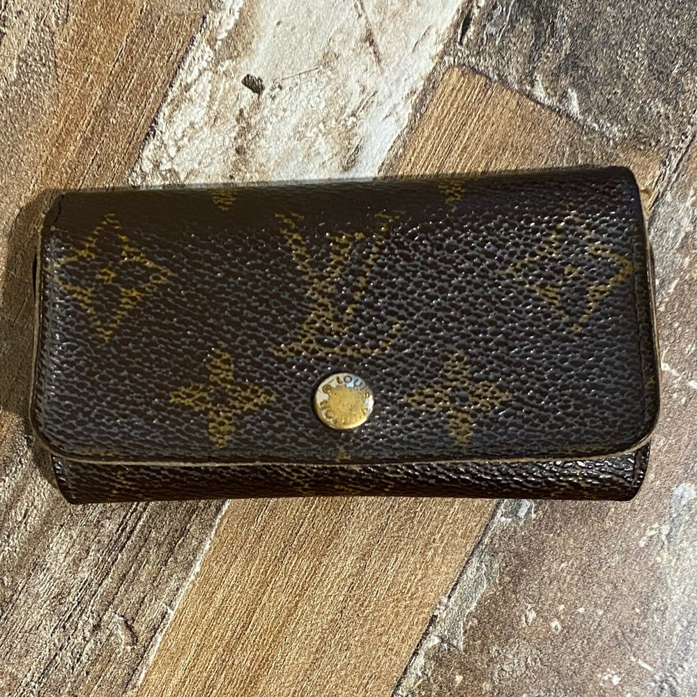 Louis Vuitton Monogram Key Holder